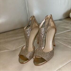David’s Bridal Shimmery Pumps